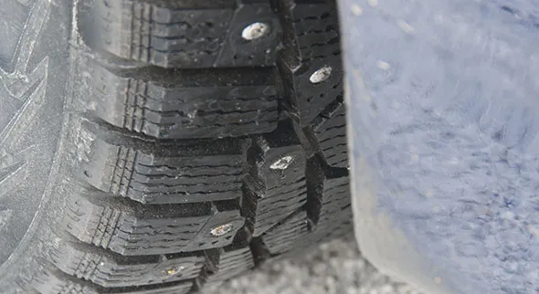 Can Studded Tires Be Rotated?